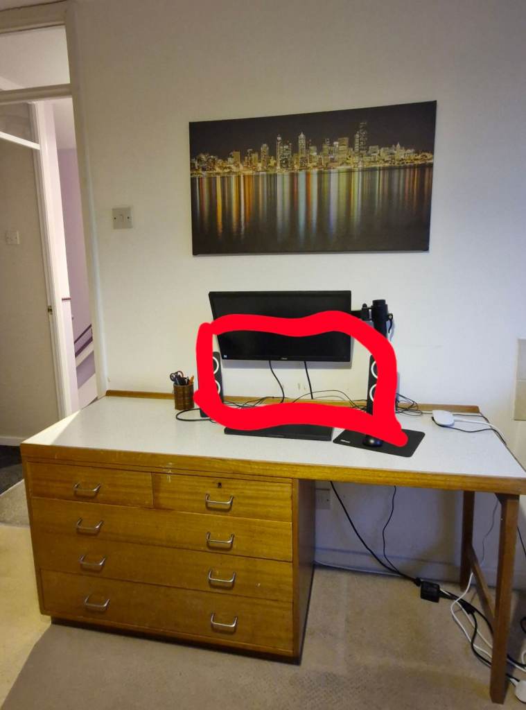 Desk - ideal for a refurbish project!
