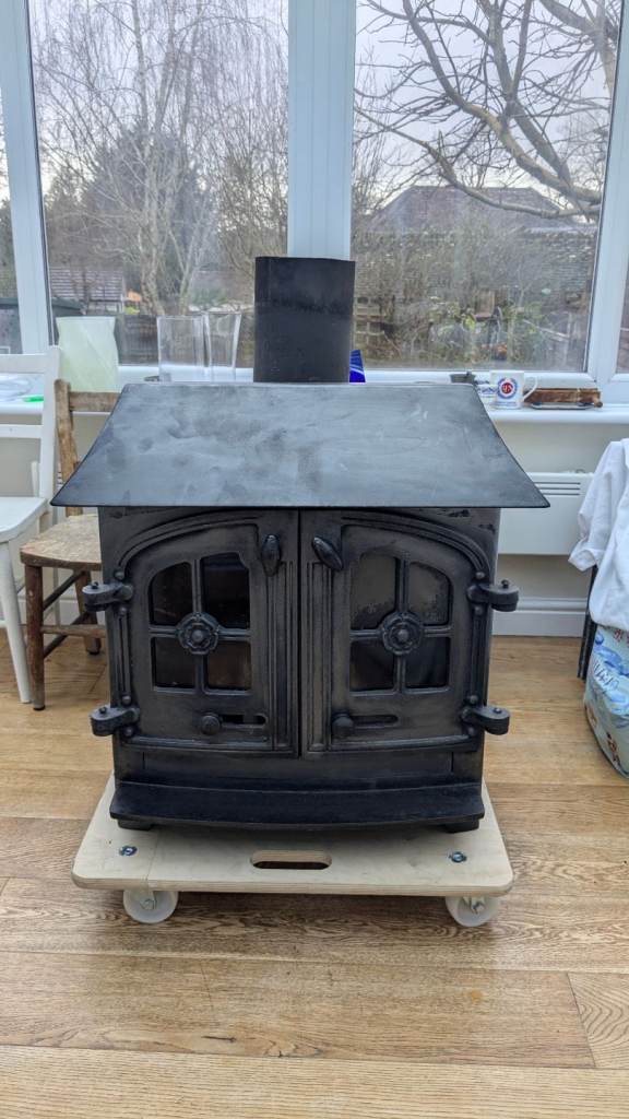 Cast Iron Woodburner 6" outlet