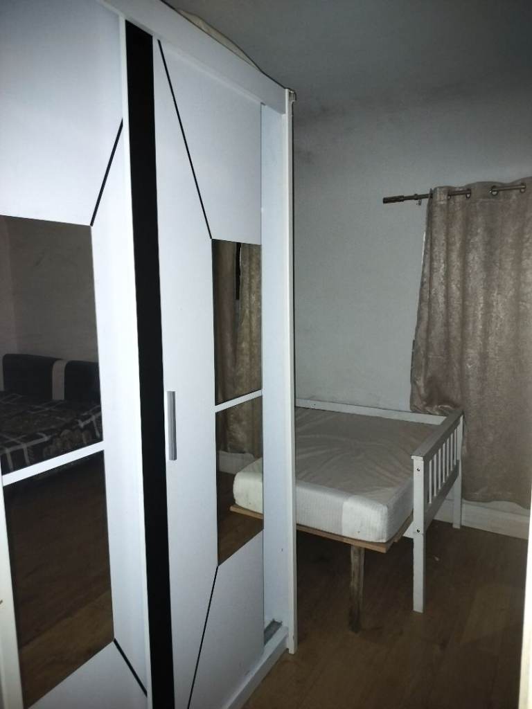 King room available 