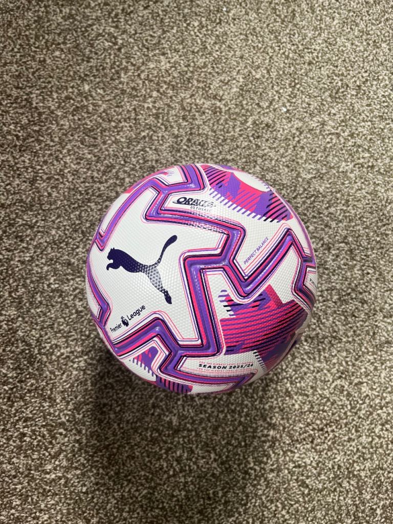 PUMA Orbita Ultimate Premier League Brilliance Football (FIFA® Quality Pro)