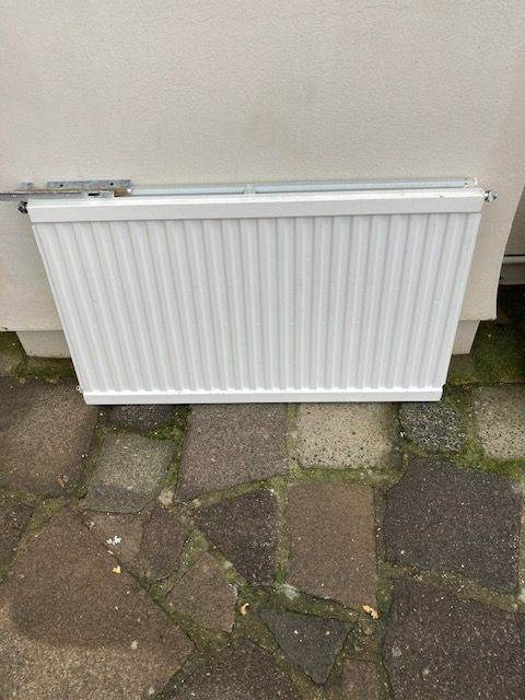DOUBLE CENTRAL HEATING RADIATOR  95 x 59 cm   ONLY £10