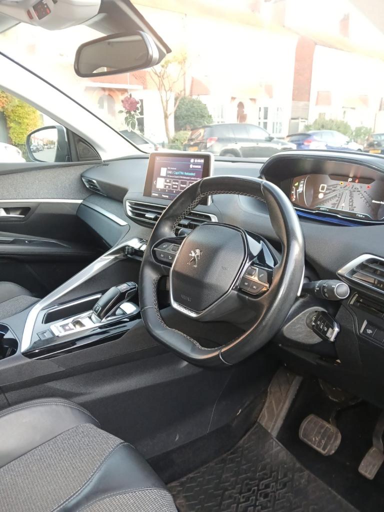 Peugeot, 3008, Hatchback, 2018,Automatic,1598 (cc), 5 doors