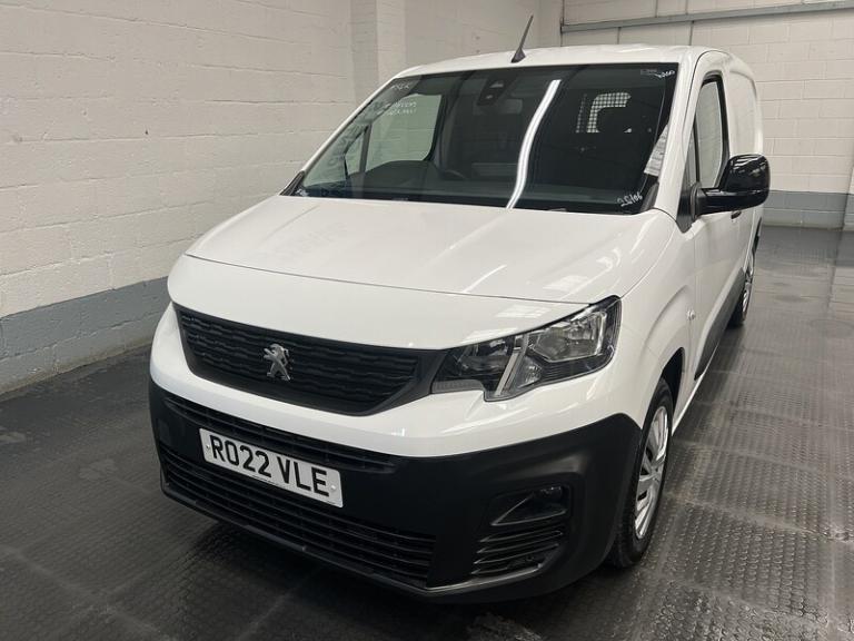 2022 Peugeot Partner 850 1.5 BlueHDi 100 Professional Premium Crew Van PANEL VAN DIESEL Manual