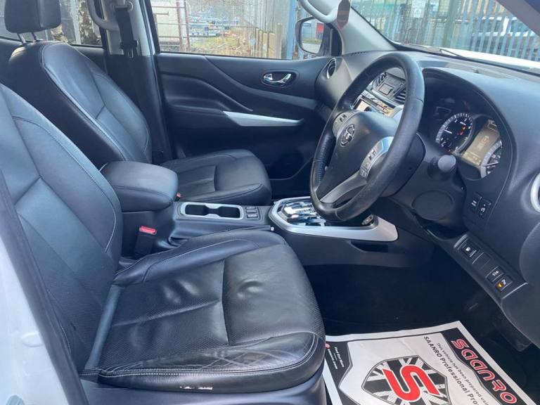 2017 Nissan Navara Double Cab Pick Up Tekna 2.3dCi 190 4WD Auto PICK UP DIESEL Automatic