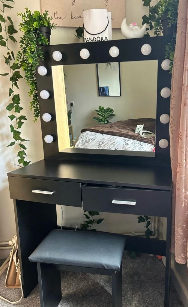Black Dressing Table with Light-Up Mirror and Stool – Good Condition