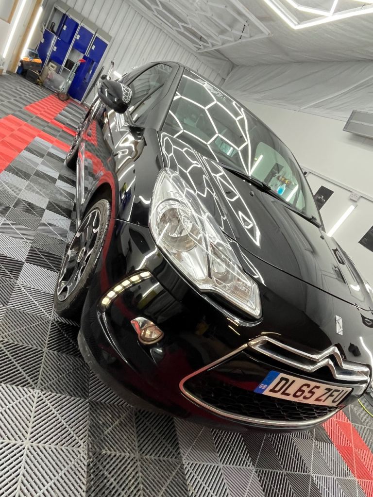 DS, DS 3, Hatchback, 2015, Manual, 1560 (cc), 3 doors