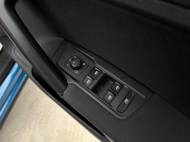 2019 Volkswagen Tiguan 2.0 TDI SE Navigation DSG 4Motion Euro 6 (s/s) 5dr ESTATE Diesel Automatic