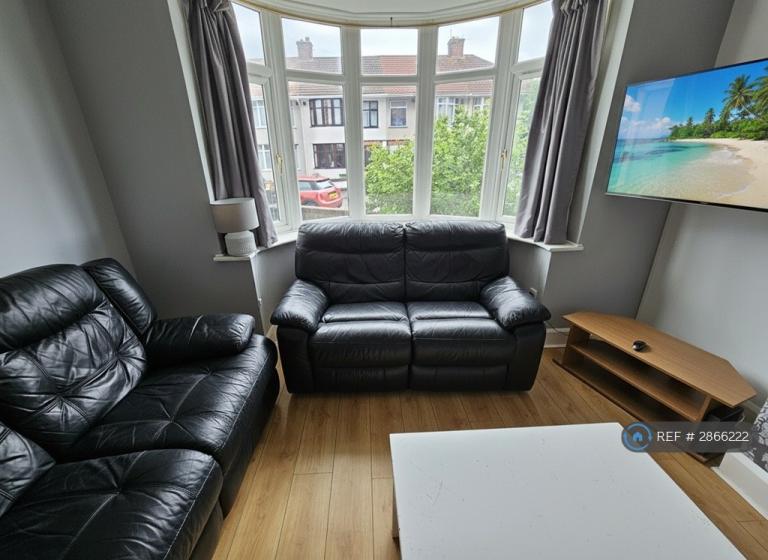 5 bedroom house in Kipling Road, Bristol, BS7 (5 bed) (#2866222)