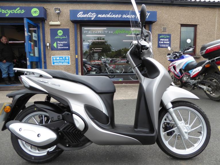 Honda FSH 125-R - 2026 - 4,716 Miles at Penrith Motorcycles 