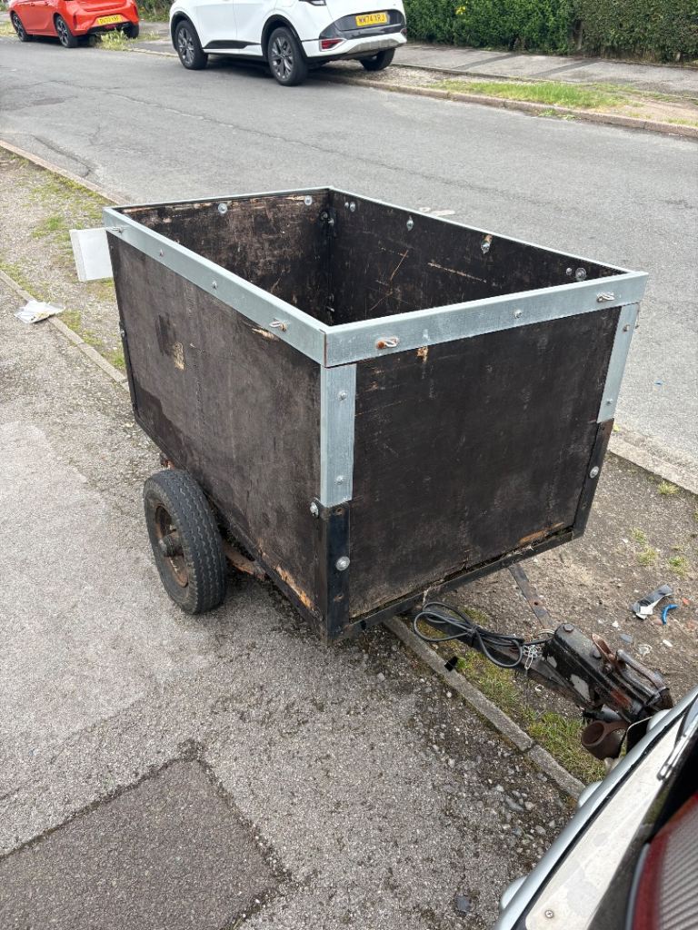 Small trailer