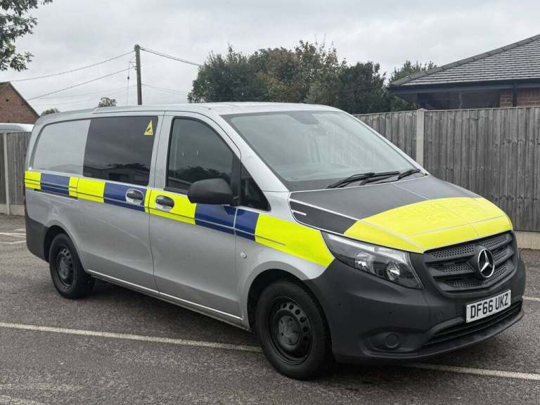 2016 Mercedes-Benz Vito 1.6 111 CDI Crew Van Double Cab 5dr Diesel Manual FWD L3 Euro 5 (XLWB) (1...
