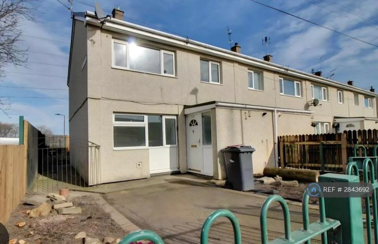 3 bedroom house in Willow Grove, Doncaster, DN8 (3 bed) (#2843692)