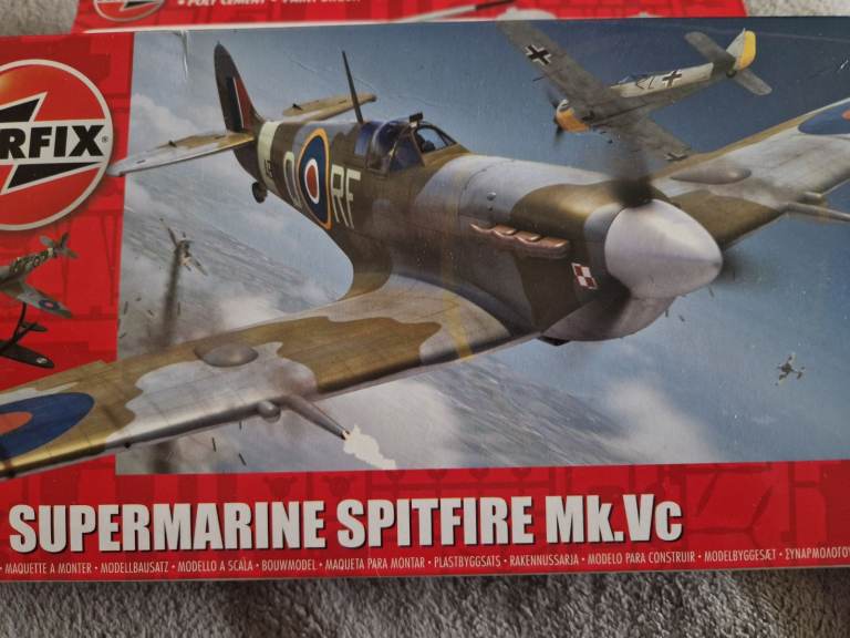 2 x Airfix model kits