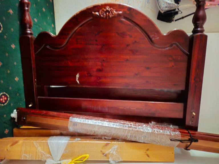 Wood bed frame single