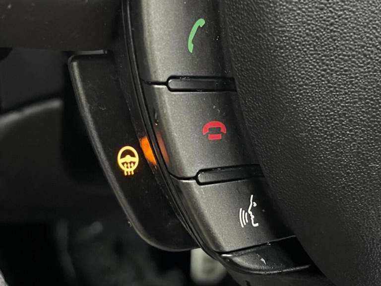 2018 Land Rover Range Rover Evoque 2.0 SD4 HSE Dynamic SUV 5dr Diesel Auto 4WD Euro 6 (s/s) (240 ...