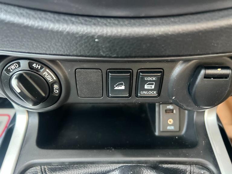 2018 Nissan Navara 2.3 dCi Visia King Pickup Extended Cab 4dr Diesel Manual 4WD Euro 6 (s/s) ( Pi...