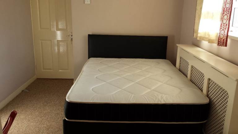 room in central London/Shepherds Bush/White city/Hammersmith
