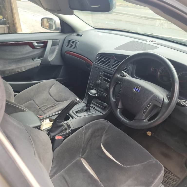 Volvo, V70, Estate, 2003, Other, 2435 (cc), 5 doors