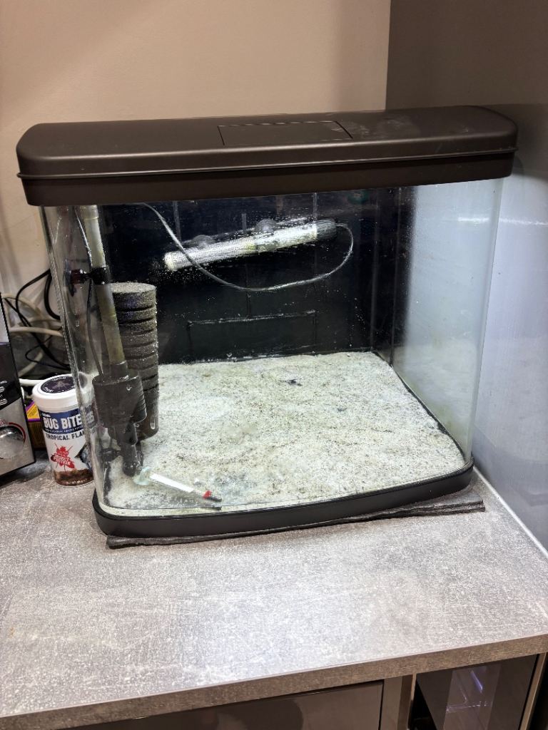 48 litre fish tank