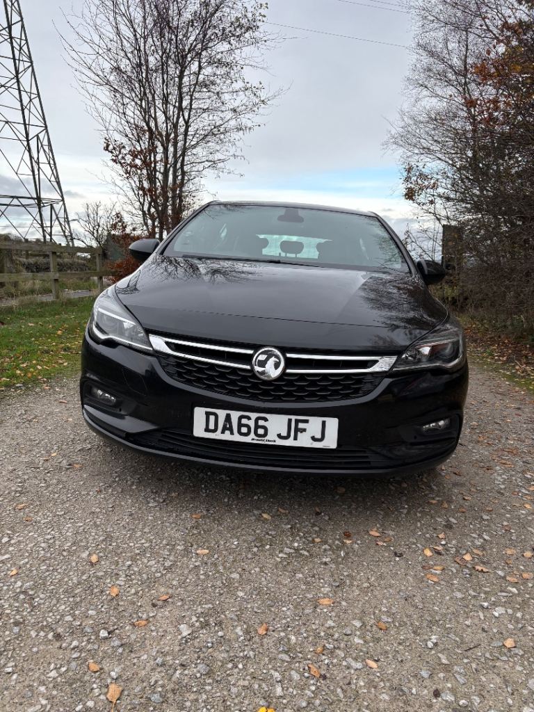 CHEAP CAR!! open to realistic OFFERS pls !!!