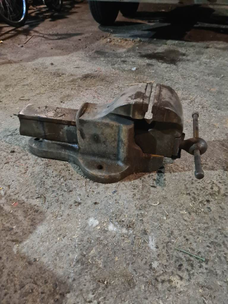 image for Large vice made by record