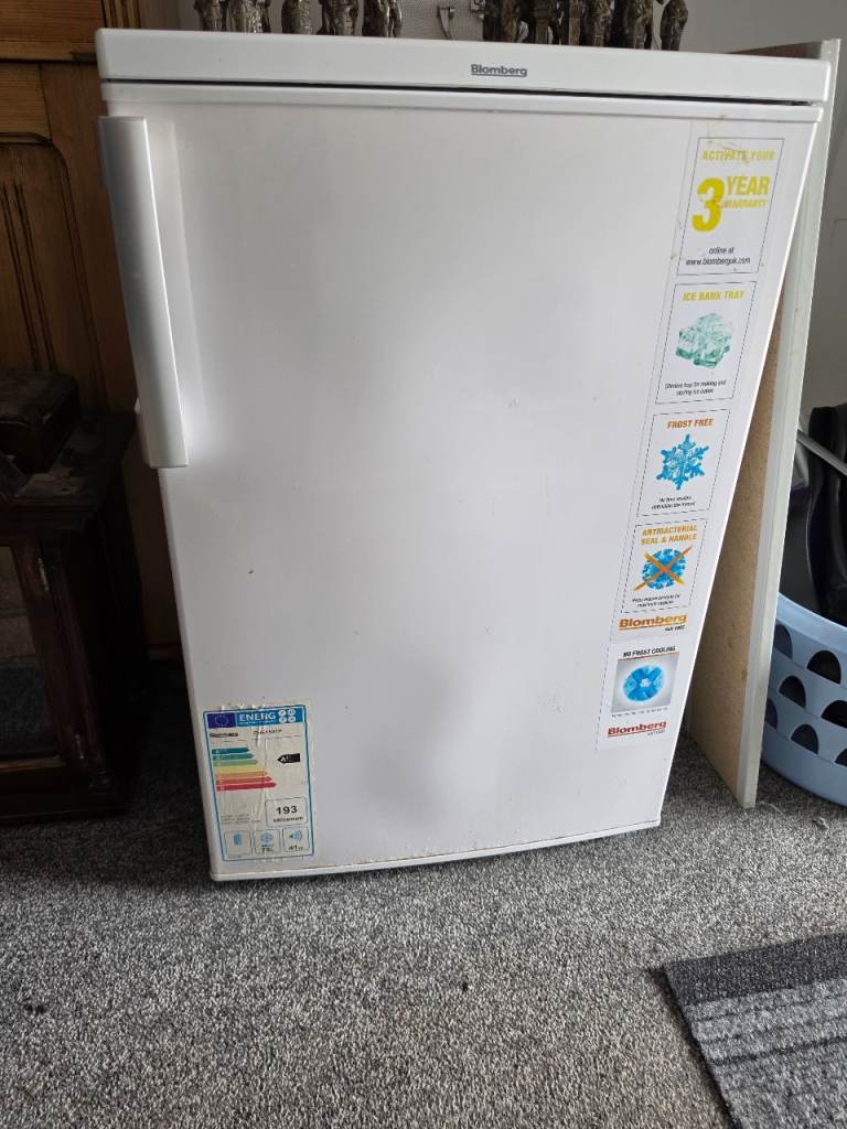 Bloomberg Under Counter Freezer – White, Good Condition