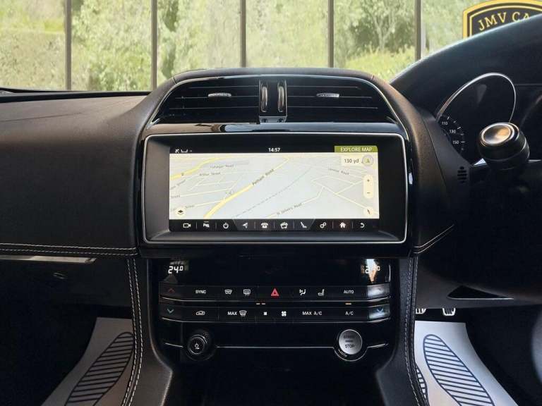 2018 Jaguar F-Pace 2.0d R-Sport 5dr Auto AWD ESTATE DIESEL Automatic