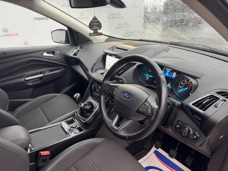 2017 Ford Kuga 2.0 TDCi Titanium Euro 6 (s/s) 5dr HATCHBACK Diesel Manual