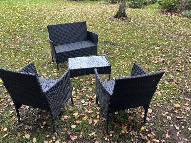 Garden furniture 