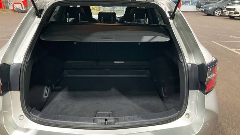 2019 Toyota Corolla 1.8 VVT-h Design Touring Sports 5dr Petrol Hybrid CVT Euro 6 (s/s) (122 ps) E...