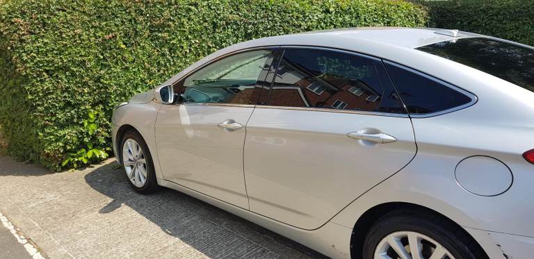 Hyundai, I40, Saloon, 2012, Manual, 1591 (cc), 4 doors Petrol Manual Saloon – Silver