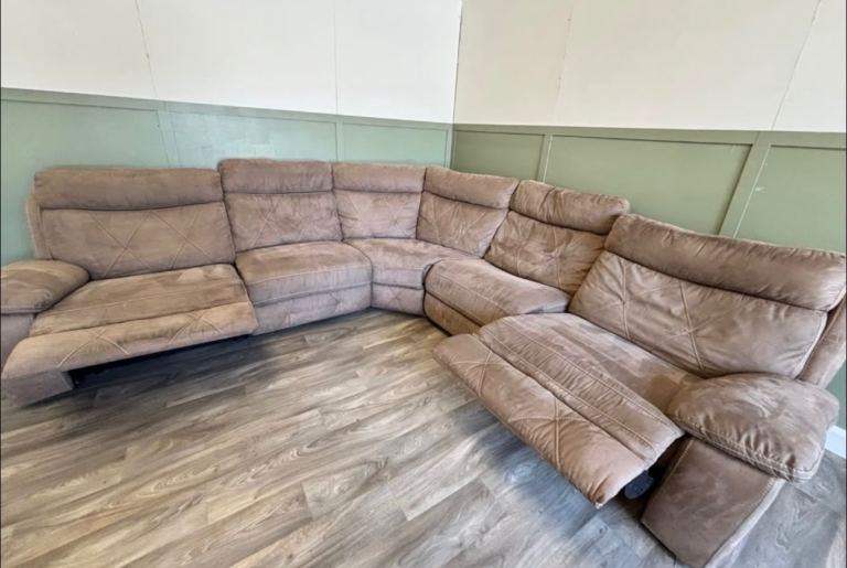 Large Brown Fabric Corner Sofa with Recliner Sections DELIVERY AVAILABLE
