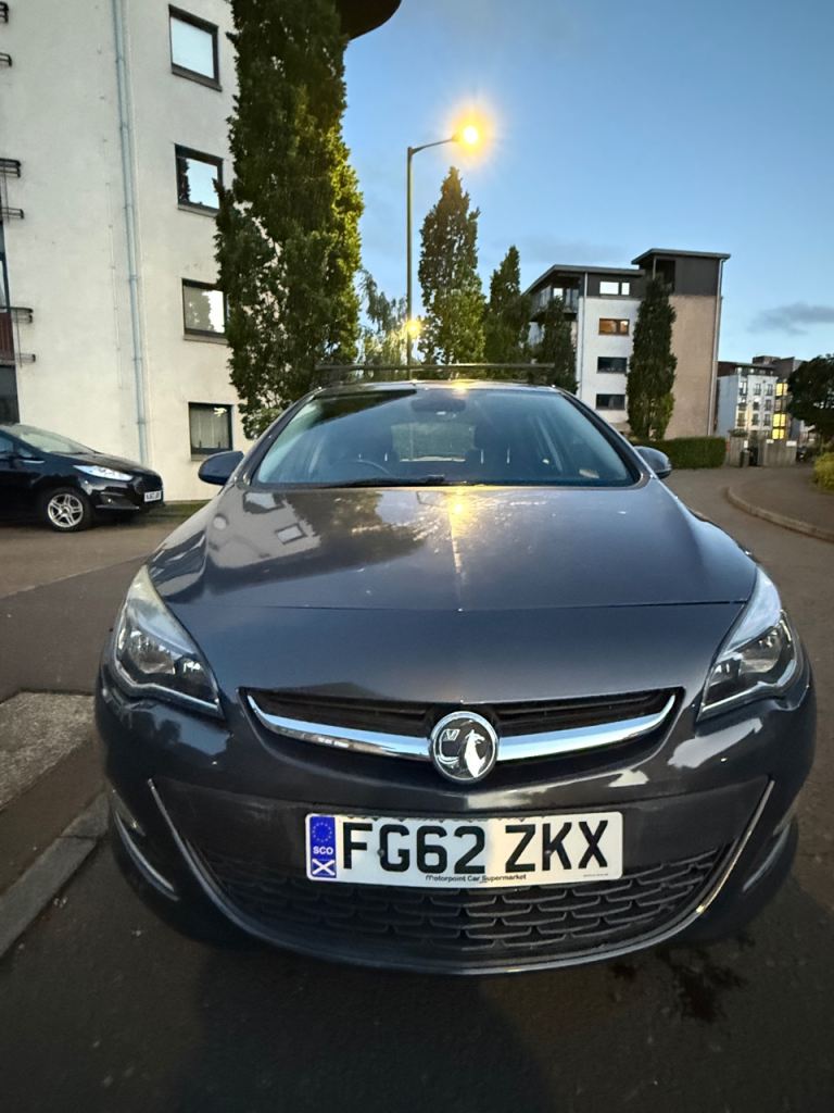 Vauxhall Astra 1.6 SE automatic auto (like Ford focus or Ford fiesta)