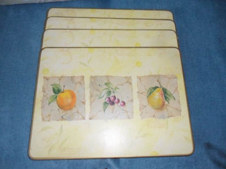 Set of 4 Fruit Design Table Mats – Good Condition