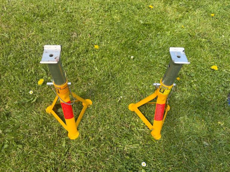 2 tonne axle stands ( pair ) 