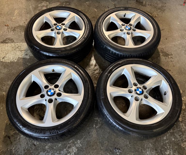 GENUINE OEM BMW 1 / 2 SERIES 279 17” 5x120 ALLOY WHEELS + GOOD TYRES