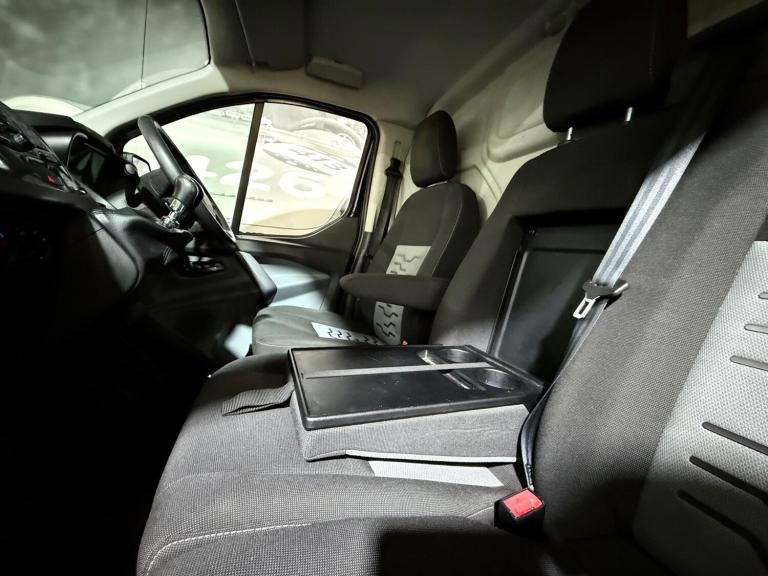 2014 Ford Transit Custom 2.2 TDCi 290 Limited L1 H1 5dr PANEL VAN Diesel Manual