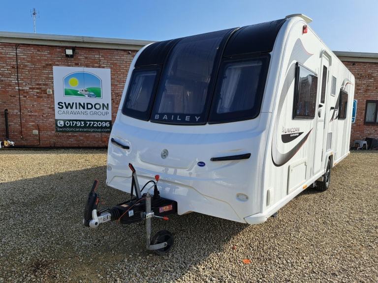 2020 Bailey Unicorn Black Edition Cadiz