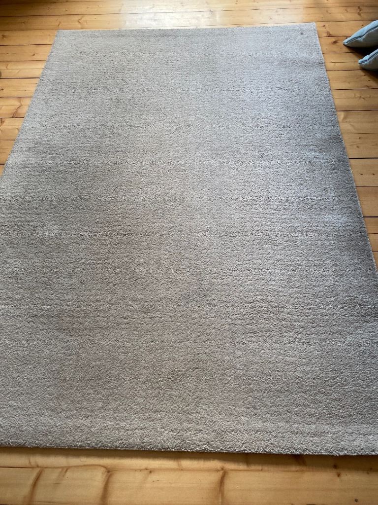 Ikea cream rug FREE