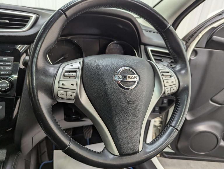 2015 Nissan Qashqai 1.5 Qashqai N-Tec+ dCi 5dr SUV Diesel Manual