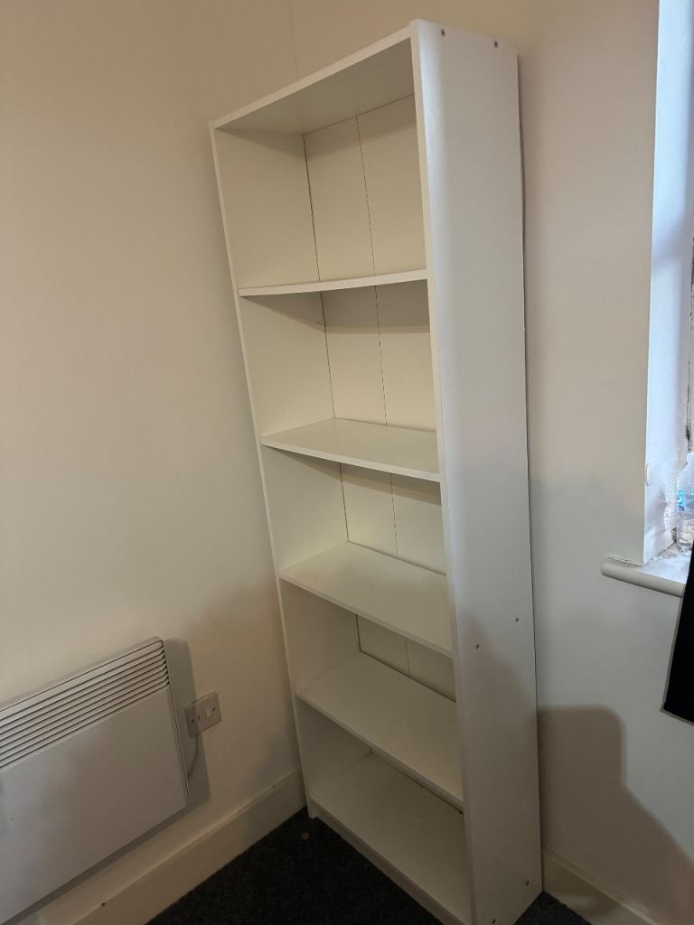 White 5-Shelf Bookcase – Good Condition
