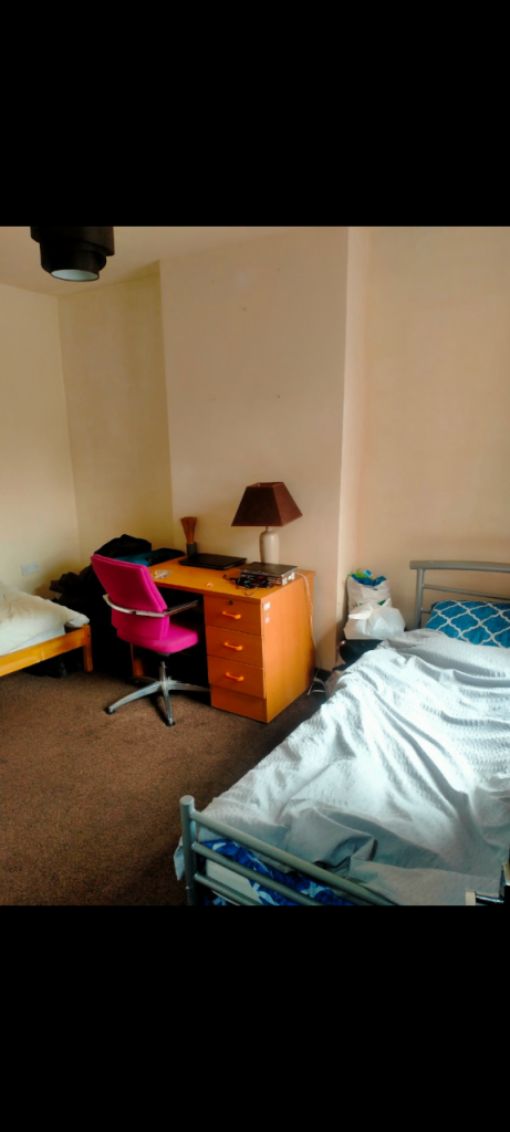 Shared double room available for rent levenshulme