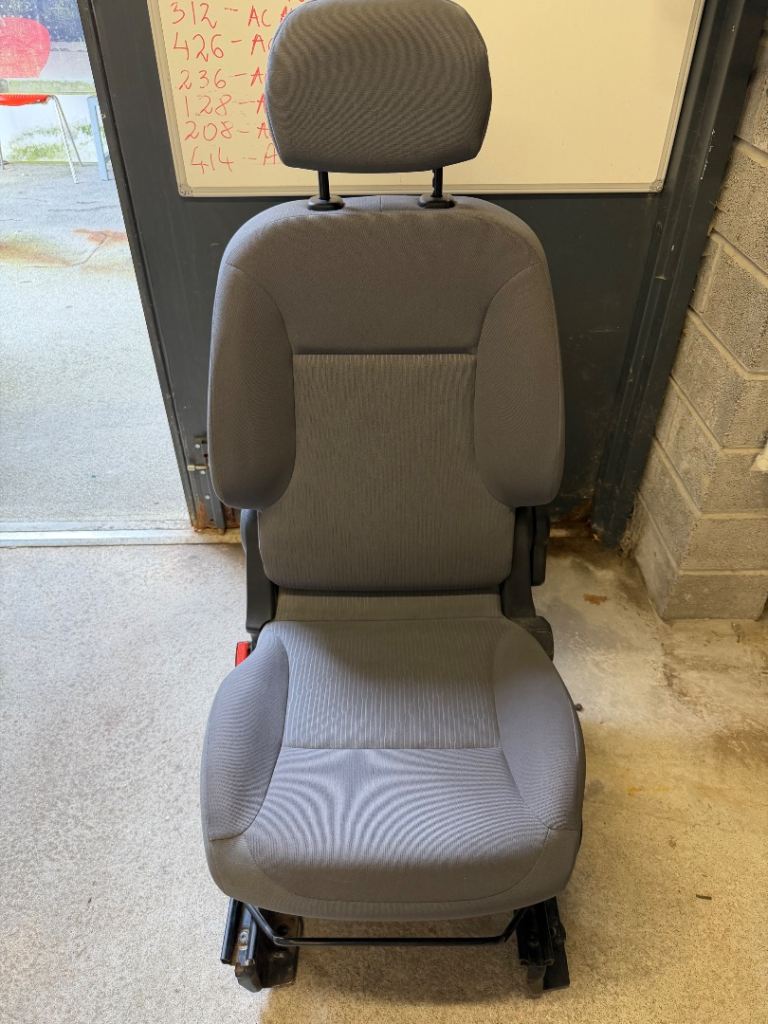Peugeot Partner car passenger seat