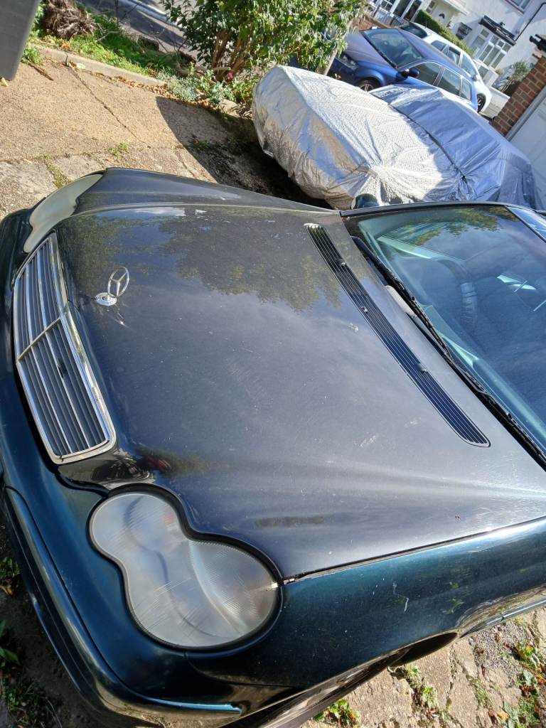 mercedes w203 Bonnet