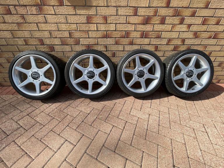 Ford Sierra 3 door wheels and tyres