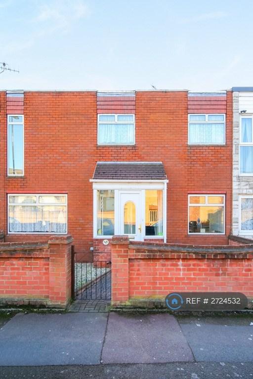 1 bedroom in Russell Road, London, E16 (#2724532)