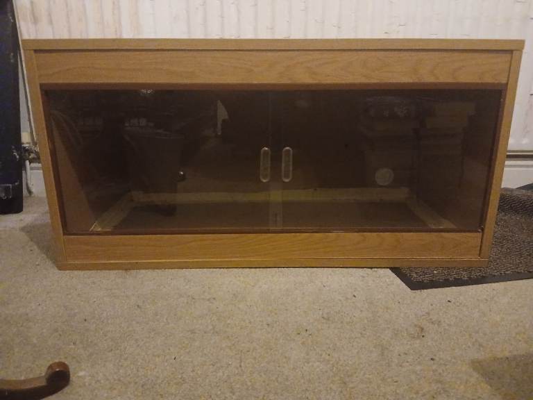 Used reptile enclosure