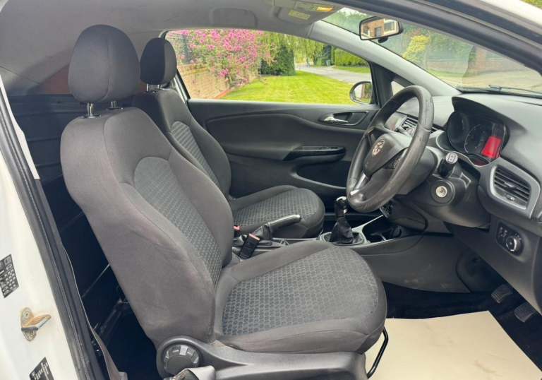 2015 (65) VAUXHALL CORSA 1.3 CDTi VAN LONG MOT JUST SERVICED RUNS/DRIVES GREAT! 