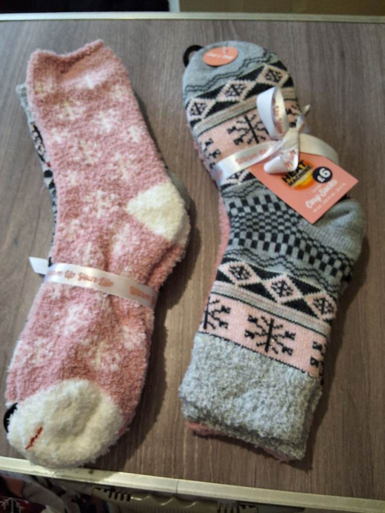 Socks., brand new.  Uk size 4-8. 2, pairs.  £3.00 a pk. 
