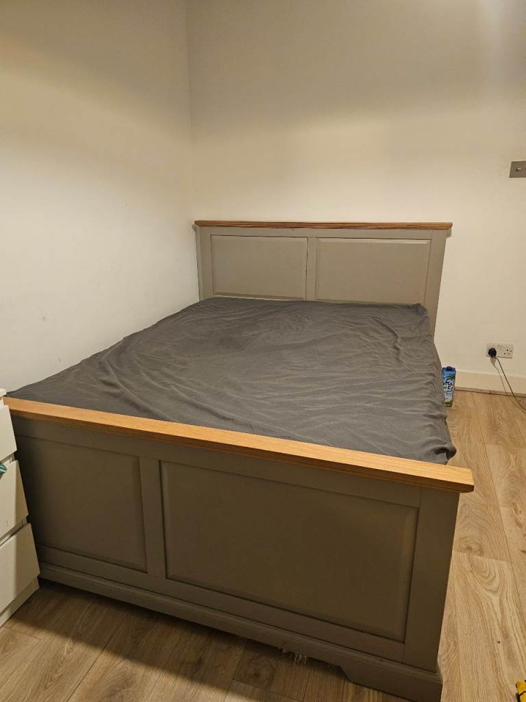 SIMBA MATTERESS AND SOLID OAK BED FRAME
